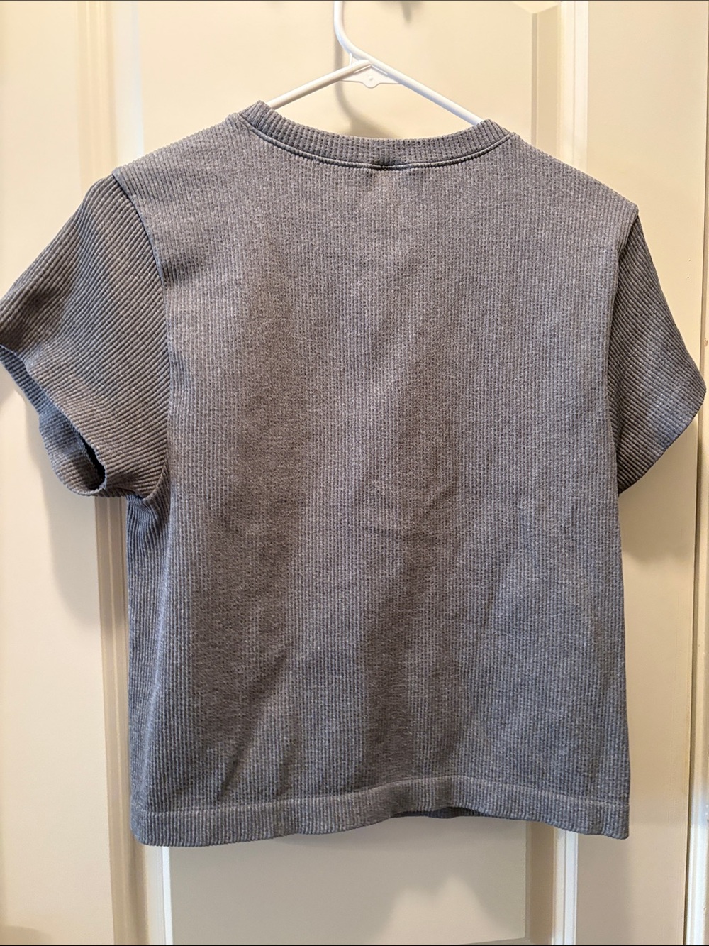 Grey Ribbed Crop Top - Picture 2 of 4
